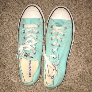 Light blue converse size 9